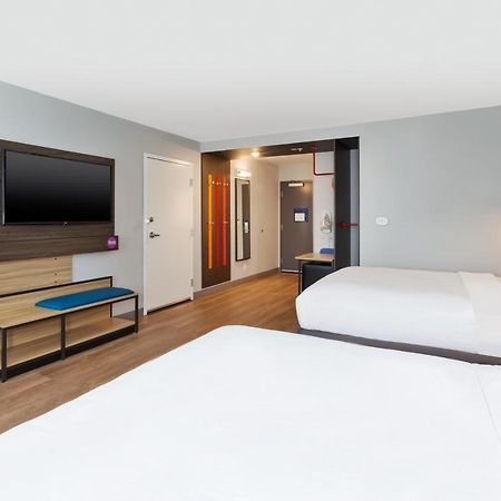 Готель Tru By Hilton Comstock Park Grand Rapids, Mi Екстер'єр фото