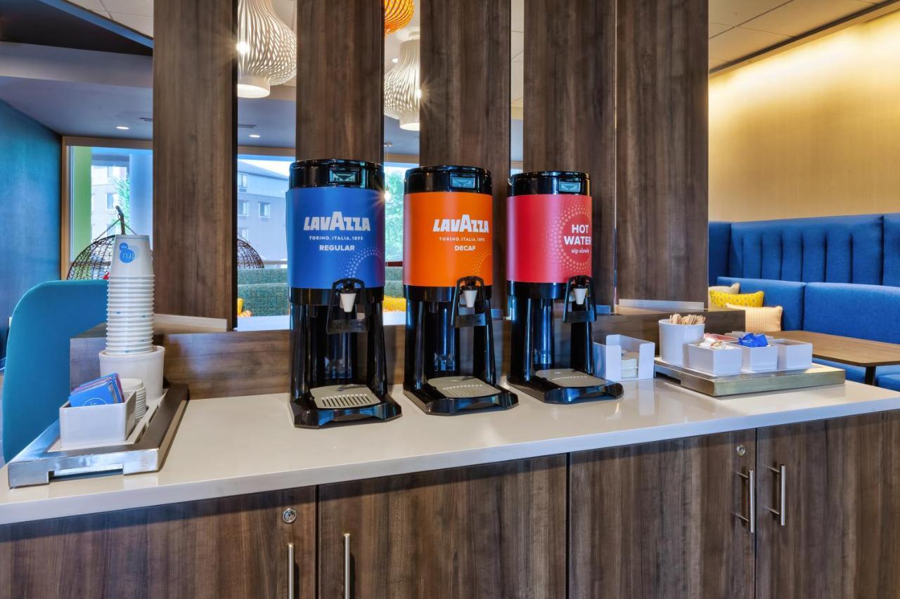 Готель Tru By Hilton Comstock Park Grand Rapids, Mi Екстер'єр фото