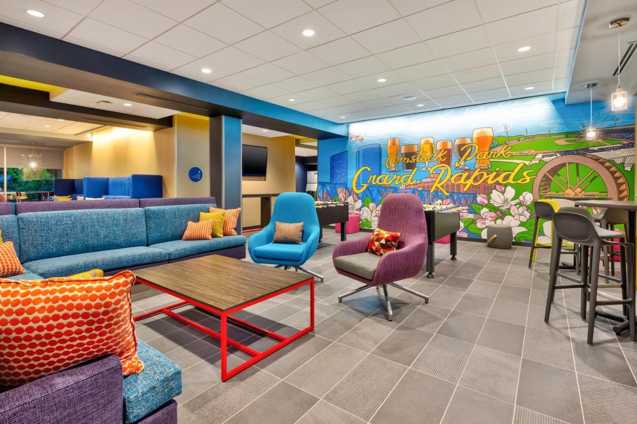 Готель Tru By Hilton Comstock Park Grand Rapids, Mi Екстер'єр фото