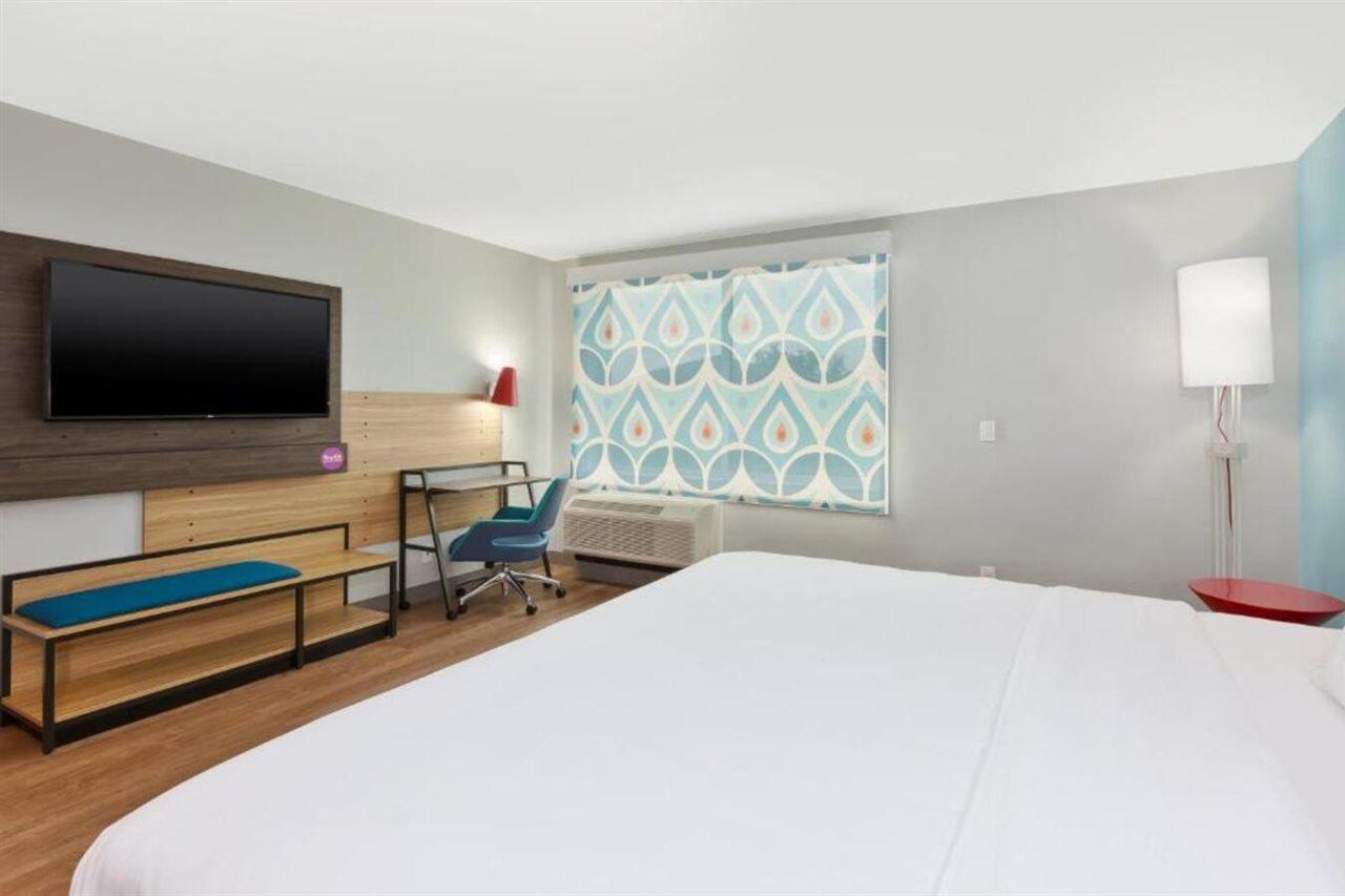 Готель Tru By Hilton Comstock Park Grand Rapids, Mi Екстер'єр фото